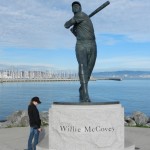 Statue_of_Willie_McCovey,_AT&T_Park[1]