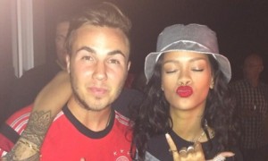 Rihanna tweeted this photo of her with Mario Goetze claiming it to be a selfie. With parts of both of her lovely arms/hands in the field of view, she clearly could not have taken this herself.